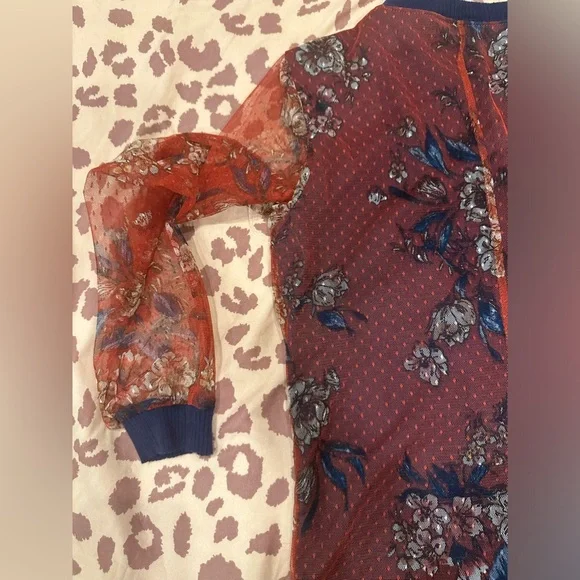 Long sleeve mesh burgundy and navy dress - Picture 11 of 14